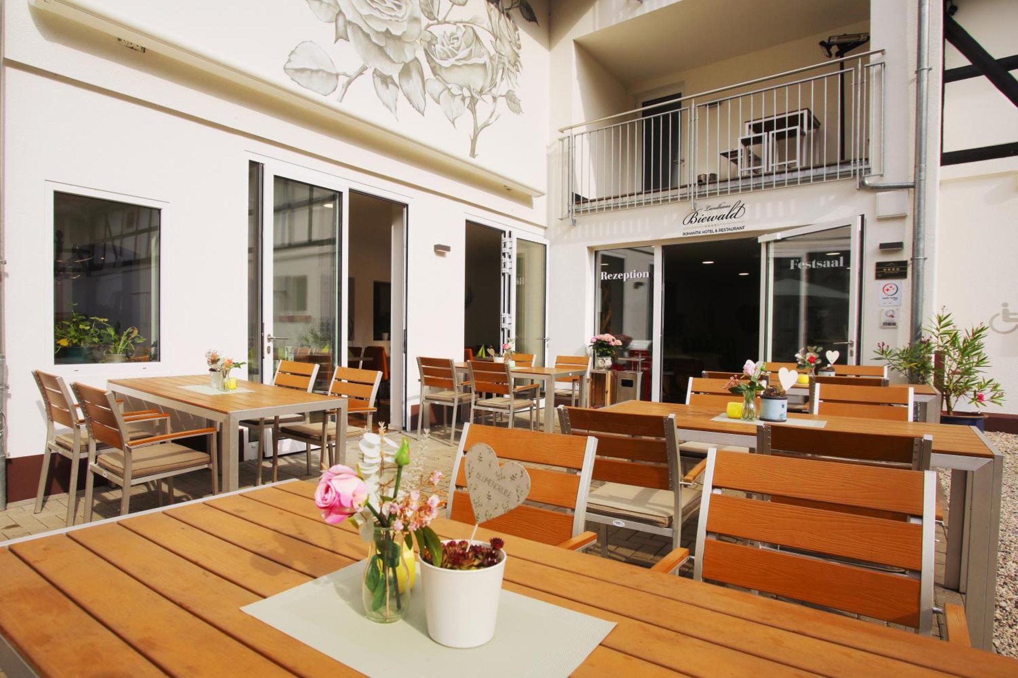 Romantik Hotel Landhaus Biewald Friedland  Extérieur photo